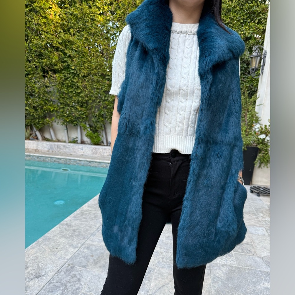 New chic Rabbit Fur Vest in Teal